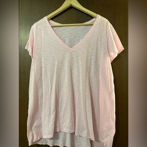 Lilly Pulitzer Light Pink Etta V Neck Tee Sz XL